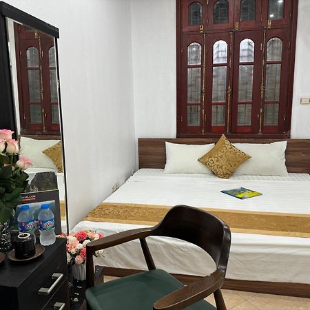 Quynh Moon Homestay Ханой Екстериор снимка